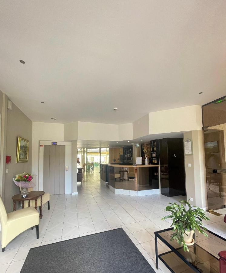 Logis Hotel Regina La Bourboule Ngoại thất bức ảnh